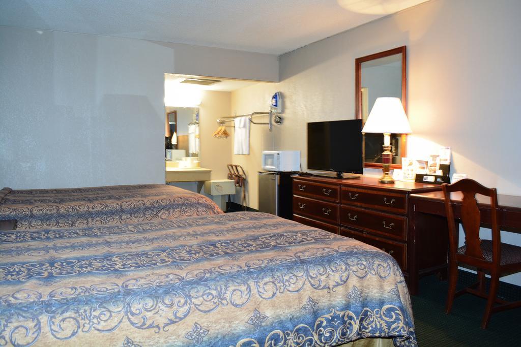 Red Carpet Inn And Suites スクラントン（ペンシルベニア州） エクステリア 写真
