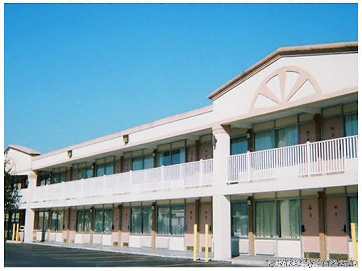 Red Carpet Inn And Suites スクラントン（ペンシルベニア州） エクステリア 写真